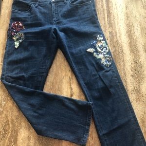 Anthropologie slim boyfriend jeans with appliqué